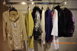 折扣品牌服裝與庫(kù)存尾貨批發(fā)的優(yōu)勢(shì)與渠道解析